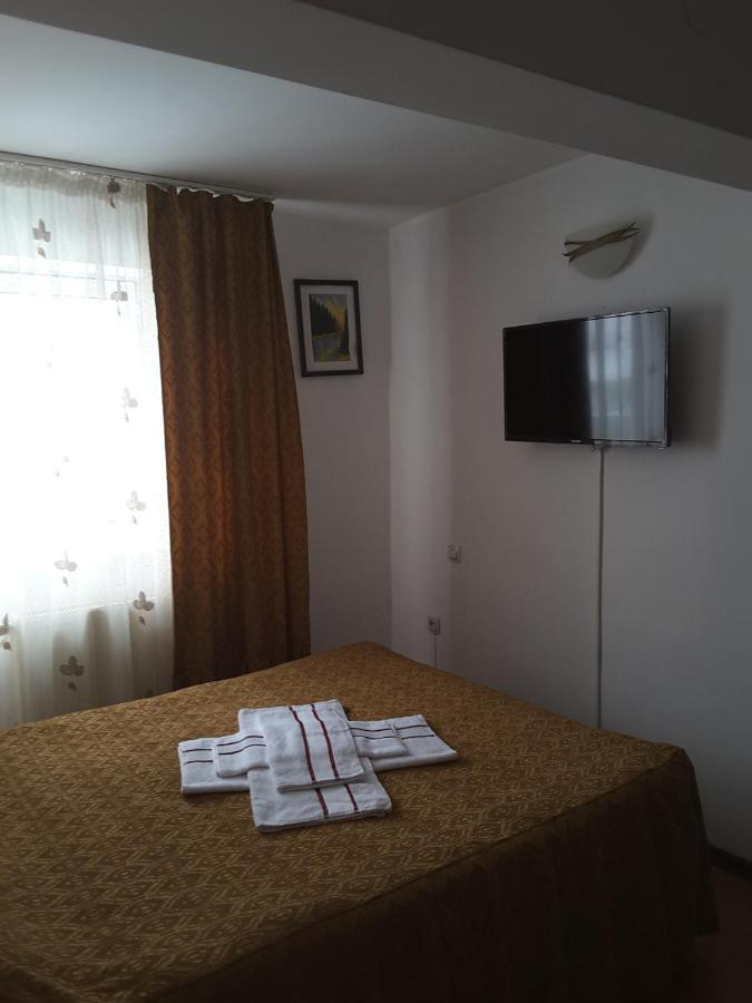 Camere De Inchiriat Edelweiss Dumbrava Roşie Εξωτερικό φωτογραφία