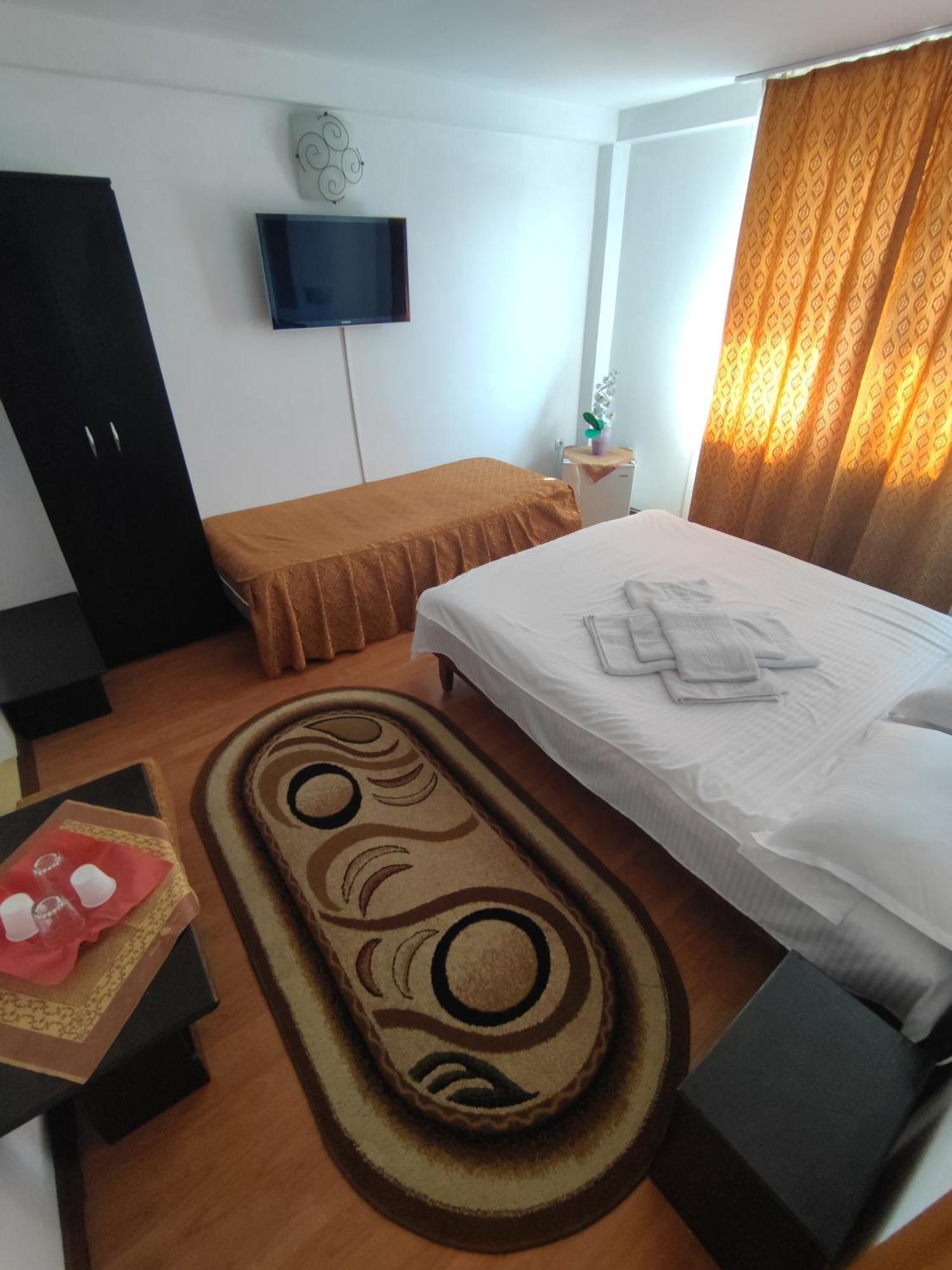 Camere De Inchiriat Edelweiss Dumbrava Roşie Εξωτερικό φωτογραφία