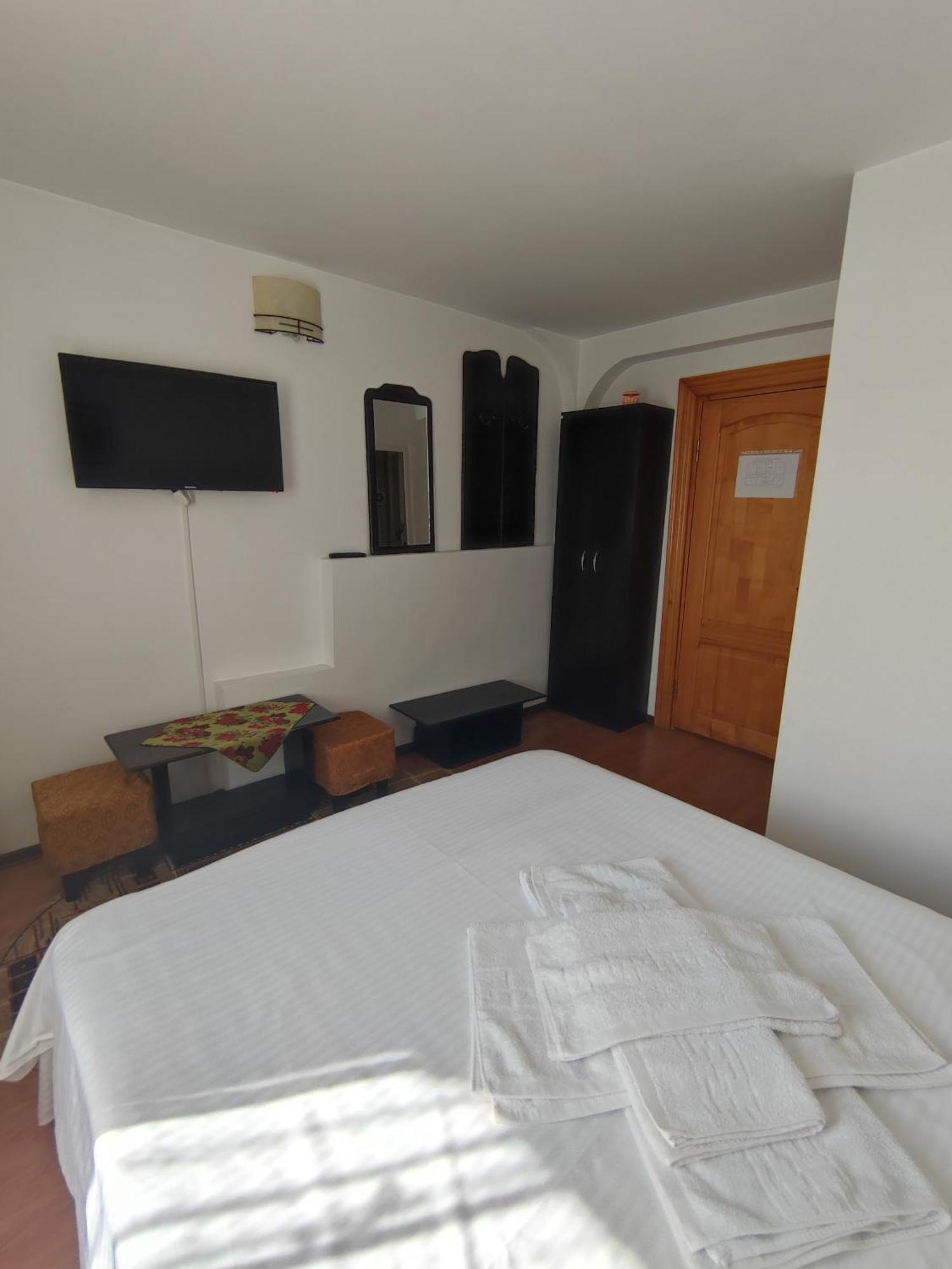 Camere De Inchiriat Edelweiss Dumbrava Roşie Εξωτερικό φωτογραφία